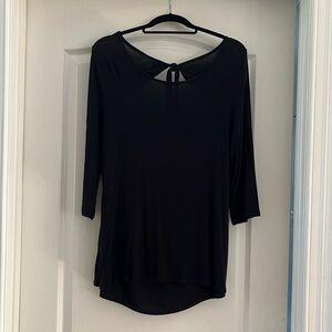 Adorable open back dressy tshirt